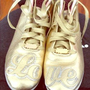 Melody Ehsani Reebok’s